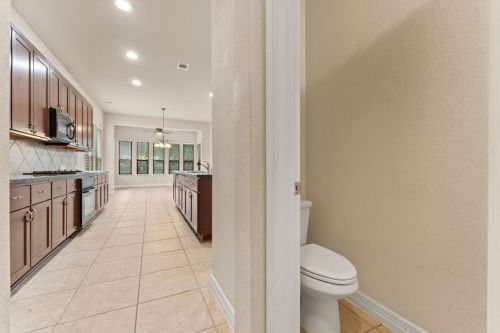 2042 Brodie Ln, Conroe TX  77301-7246 exterior