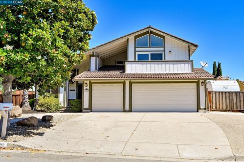 203 Mt Wilson Pl, Clayton, CA 94517-1641
