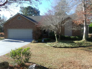 113 Greenside Dr, Greenwood, SC 29649-8414