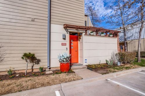 3919 Buena Vista St, Dallas, TX 75204-1683