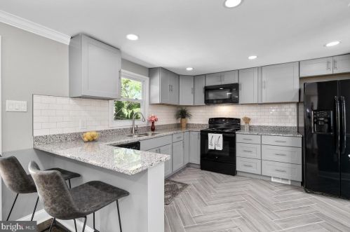 7108 Flint Ct, Middletown MD  21769-7425 exterior