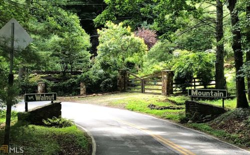 341 Valley View Rd, Ellijay, GA 30536-2664