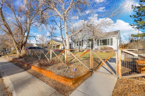 4242 Fox St, Englewood, CO 80110-4567