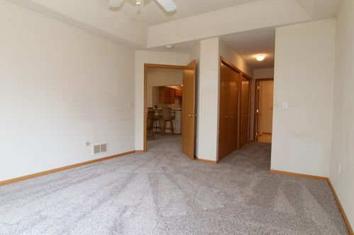 228 Emerson Ave, Saint Paul MN  55118-2131 exterior