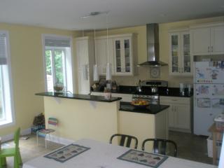 1704 Roosevelt St, Arlington VA  22205-1851 exterior