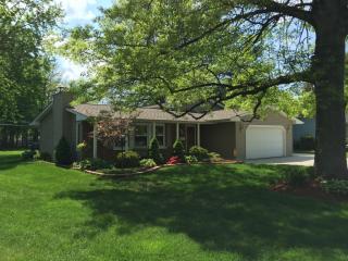 6512 Fairfax Dr, Concord Township, OH 44060-3834