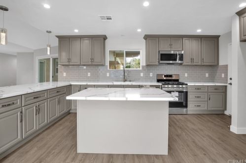 8355 Coleman St, Riverside CA  92504-3118 exterior