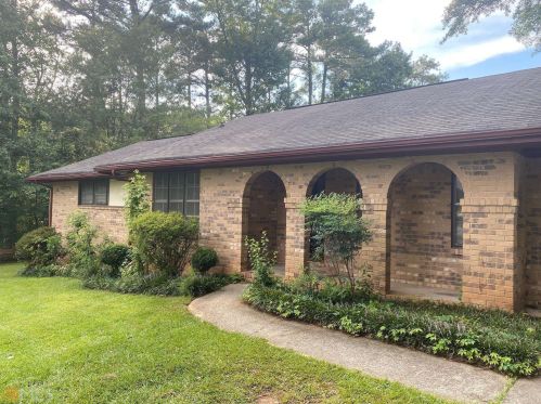 1571 Walnut Ct, Conyers, GA 30013-1666