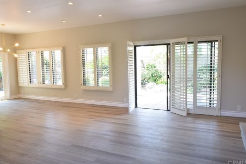 12 Belmonte, Irvine CA  92620-2701 exterior