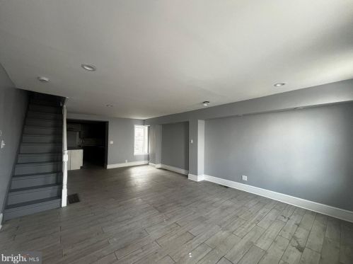 1721 4th St, Philadelphia, PA 19148-1801