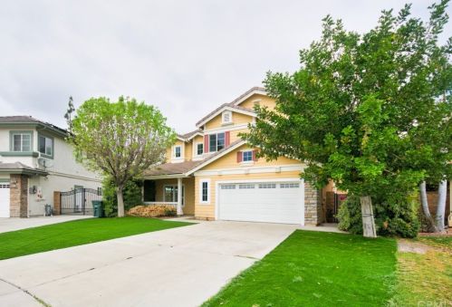 12909 Jamestown Ct, Chino, CA 91710-3870