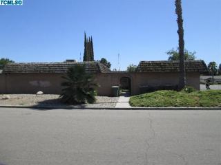 3637 Colonial Ave, Visalia, CA 93277-4105