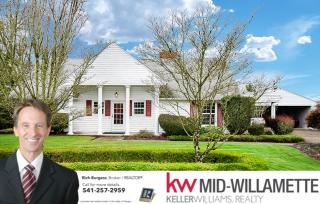 220 Country Club Ln, Albany, OR 97321-8701
