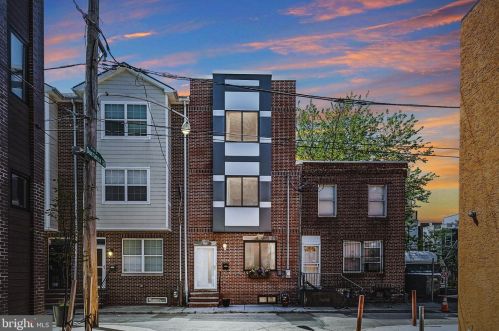 1834 Earp St, Philadelphia, PA 19146-4608