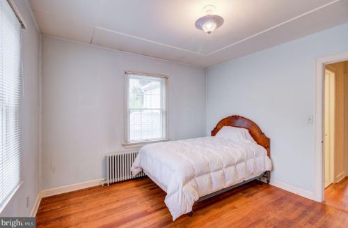 10 Clearview Ave, Trenton NJ  08619-1217 exterior