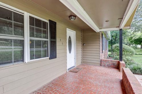 453 Landers Dr, Mableton, GA 30126-2333