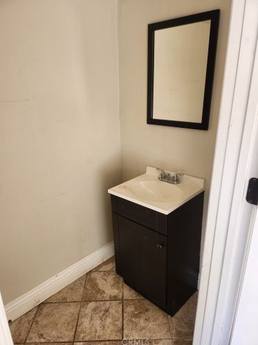 3893 Beechwood Pl, Riverside CA  92506-1117 exterior