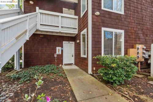 99 Bayside Ct, Richmond, CA 94804-7445