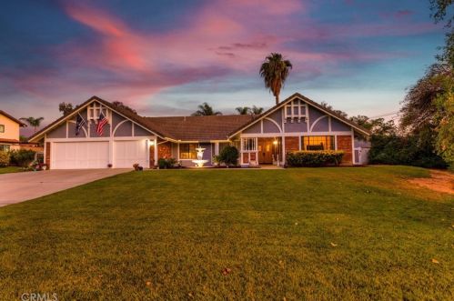 1678 Southport Dr, Riverside, CA 92506-5449