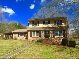 2900 Lula Ln, Kennesaw, GA 30144-2859