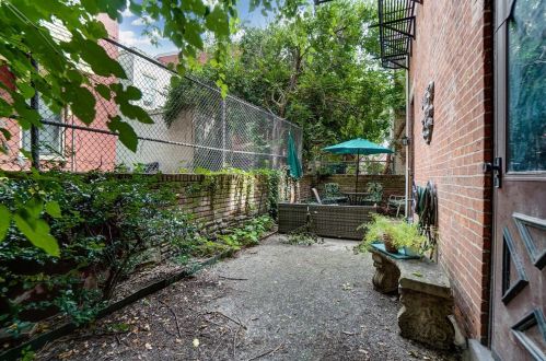 428 Chestnut St, Cincinnati OH  45202-1419 exterior