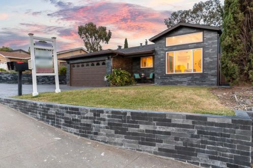 670 Braxton Dr, San Jose, CA 95111-2617