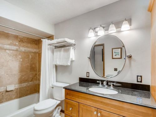 4902 Dominica Way, Saint Paul MN  55124-8692 exterior