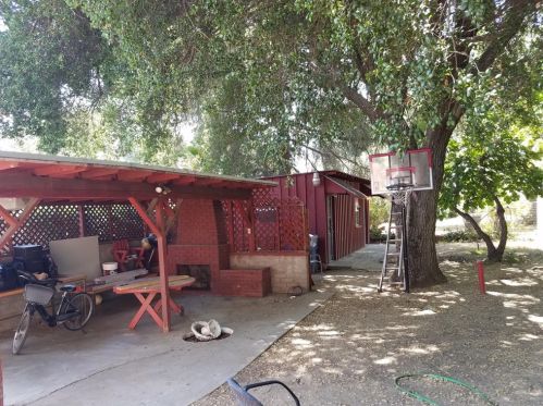 2485 Grandeur Ave, Altadena, CA 91001-5548