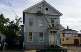 16 Westfield St, Providence, RI 02907-2427