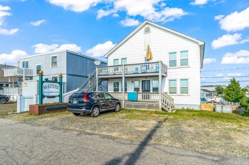 301 Portsmouth Ave, Seabrook, NH 03874-4724