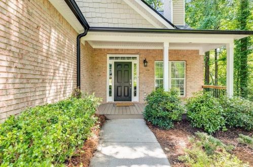 9135 Tarnwood Dr, Villa Rica, GA 30180-7676