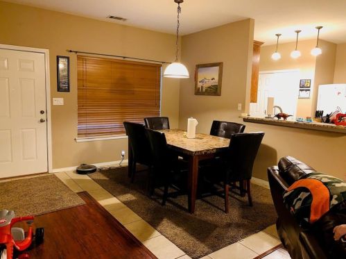 713 Charyl Lynn Dr, Argyle TX  76226-5805 exterior