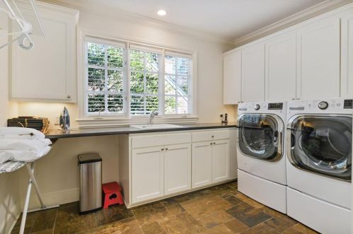 414 Brentwood Dr, Atlanta GA  30305-3205 exterior