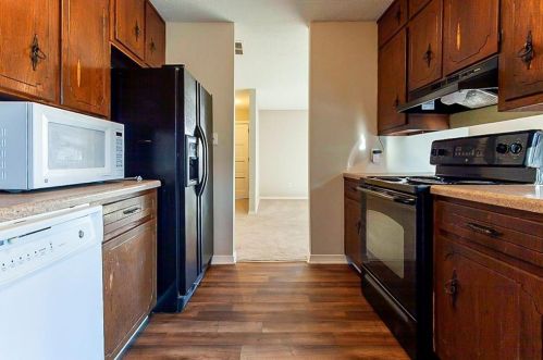 2281 Briarwood Cir, Conyers, GA 30094-5068