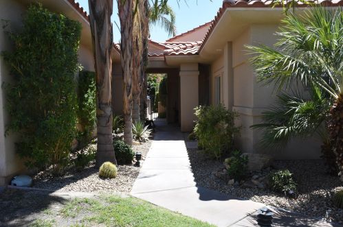 64 Kavenish Dr, Rancho Mirage, CA 92270-3247