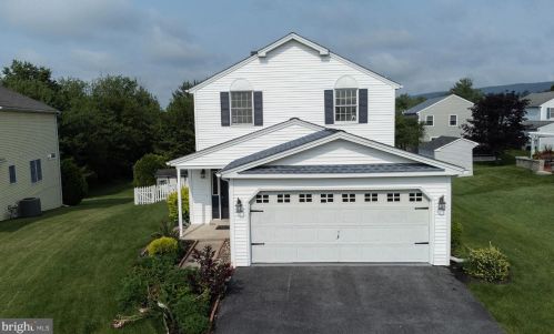 1694 Britannia Ct, Harrisburg, PA 17112-8542