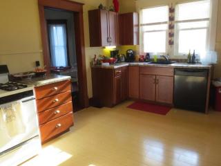 401 Vine St, Champaign IL  61820-3248 exterior