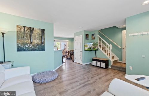 9595 Scales Pl, Bristow VA  20136-1243 exterior