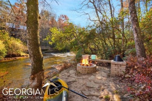 279 Riverview Ln, Ellijay, GA 30536-0038