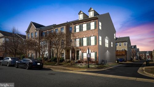 1107 Posey Ln, Fredericksburg, VA 22401-2675