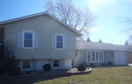 701 Cambridge Ave, Matteson, IL 60443-1608