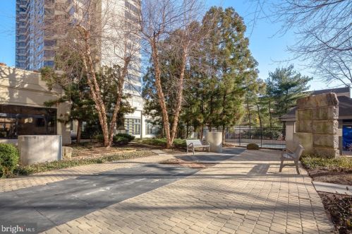 2001 Hamilton St, Philadelphia PA  19130-4298 exterior