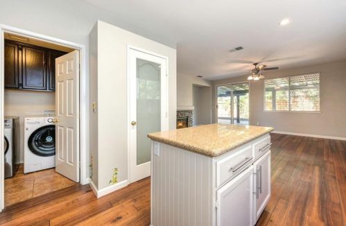 11407 Gold Station Dr, Rancho Cordova CA  95670-6209 exterior
