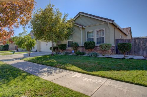 156 Arrow Wood Dr, Merced, CA 95348-8504