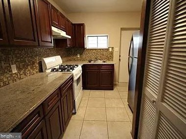 2649 Gerritt St, Philadelphia PA  19146-4416 exterior