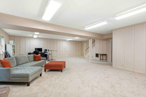 4247 Harrogate Dr, Atlanta GA  30327-3624 exterior