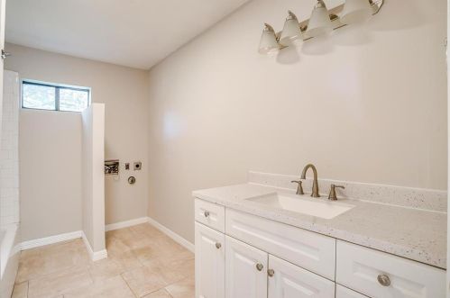 5113 Buchanan St, Fort Worth TX  76114-1207 exterior