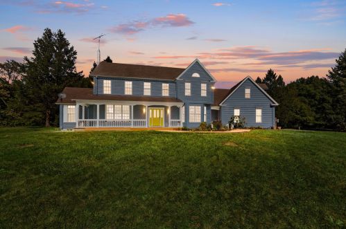 8220 Crystal Springs Rd, Bull Valley IL  60098-8056 exterior