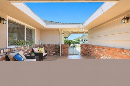 917 Notre Dame St, Upland CA 91786-2761 exterior