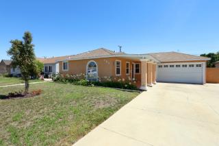 324 Olive St, Oxnard, CA 93033-4532